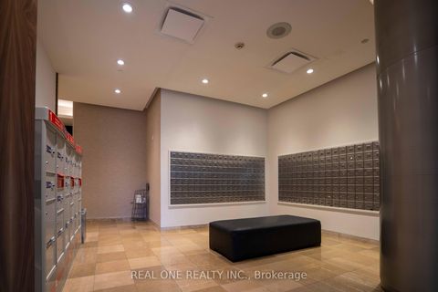 Photo 2 at 1101 - 5 Northtown Way, Willowdale East, Toronto
