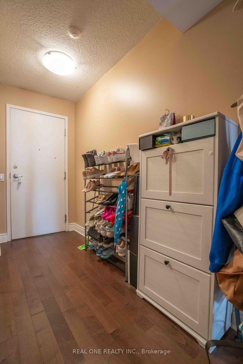 Photo 4 at 1101 - 5 Northtown Way, Willowdale East, Toronto