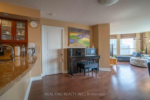 Photo 11 at 1101 - 5 Northtown Way, Willowdale East, Toronto