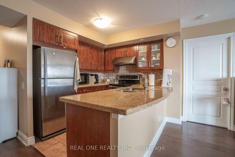 Photo 13 at 1101 - 5 Northtown Way, Willowdale East, Toronto