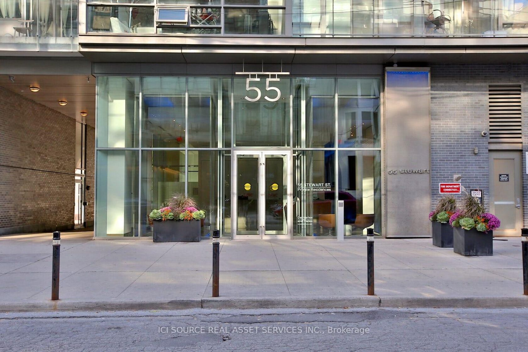 123 - 55 Stewart Street, Waterfront Communities C1, Toronto by Loree Meneguzzi Real Estate 123 - 55 Stewart Street, Waterfront Communities C1, Toronto