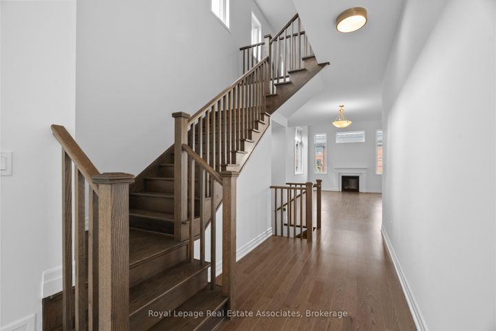 Photo 2 at 3142 Duggan Trail, JM Joshua Meadows, Oakville