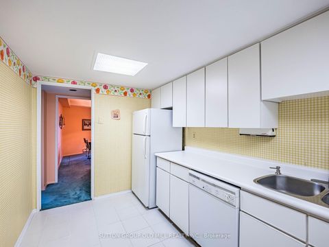 Photo 7 at G14 - 288 Mill Road, Markland Wood, Toronto
