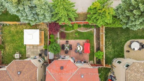 Photo 2 at 765 Dillman Avenue, Wyndham, Newmarket