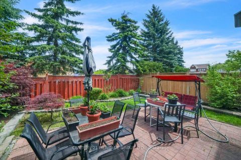 Photo 14 at 765 Dillman Avenue, Wyndham, Newmarket