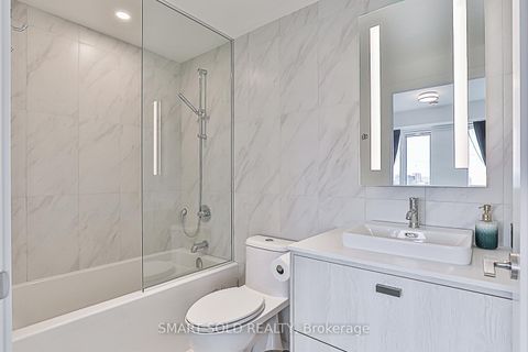 Photo 24 at 1504 - 480 Front st west Street W, Waterfront Communities C1, Toronto