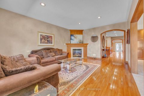 Photo 15 at 36A Puccini Drive, Oak Ridges, Richmond Hill
