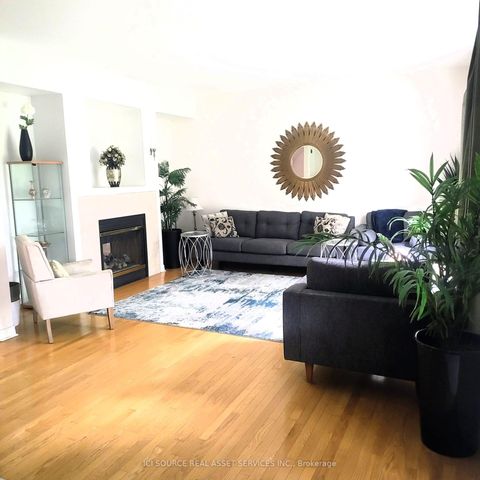 Photo 10 at 48 Brimwood Crescent, Bayview Hill, Richmond Hill