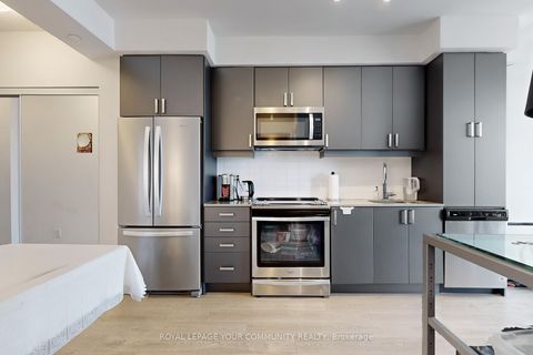 Photo 4 at 2918 - 7895 Jane Street, Concord, Vaughan