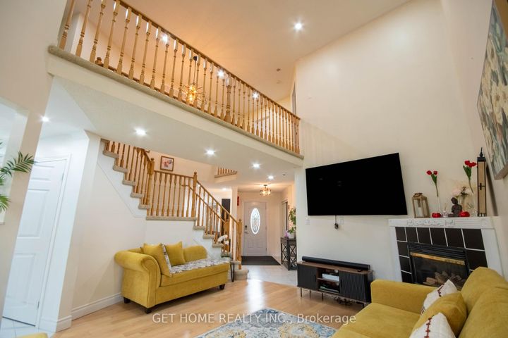 Photo 9 at 532 Ormond Drive, Samac, Oshawa