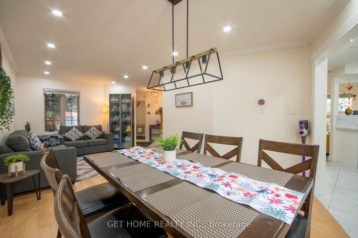 Photo 10 at 532 Ormond Drive, Samac, Oshawa