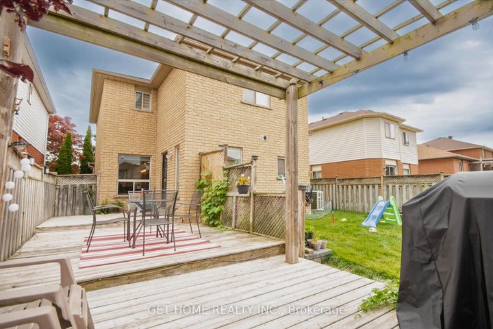 Photo 38 at 532 Ormond Drive, Samac, Oshawa