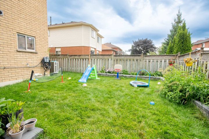Photo 39 at 532 Ormond Drive, Samac, Oshawa
