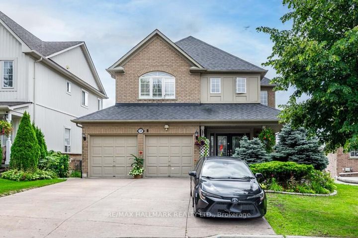 Photo 1 at 1109 Keswick Court, Pinecrest, Oshawa