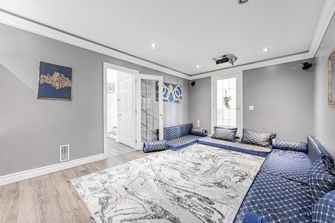 Photo 10 at 1109 Keswick Court, Pinecrest, Oshawa