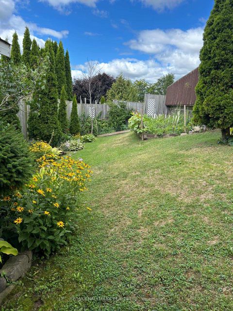 Photo 36 at 1109 Keswick Court, Pinecrest, Oshawa