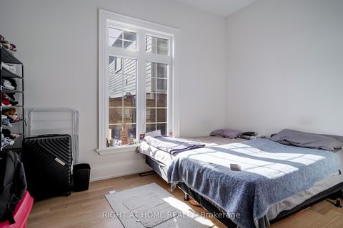 Photo 18 at 43 William Cragg Drive, CFB, Toronto