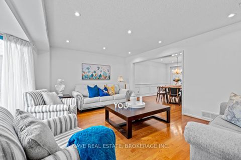 Photo 1 at 59 Sanderson Crescent, Rural Richmond Hill, Richmond Hill