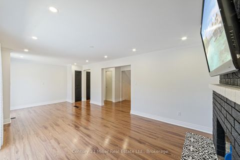 Photo 24 at 1363 Harmsworth Square, FA Falgarwood, Oakville