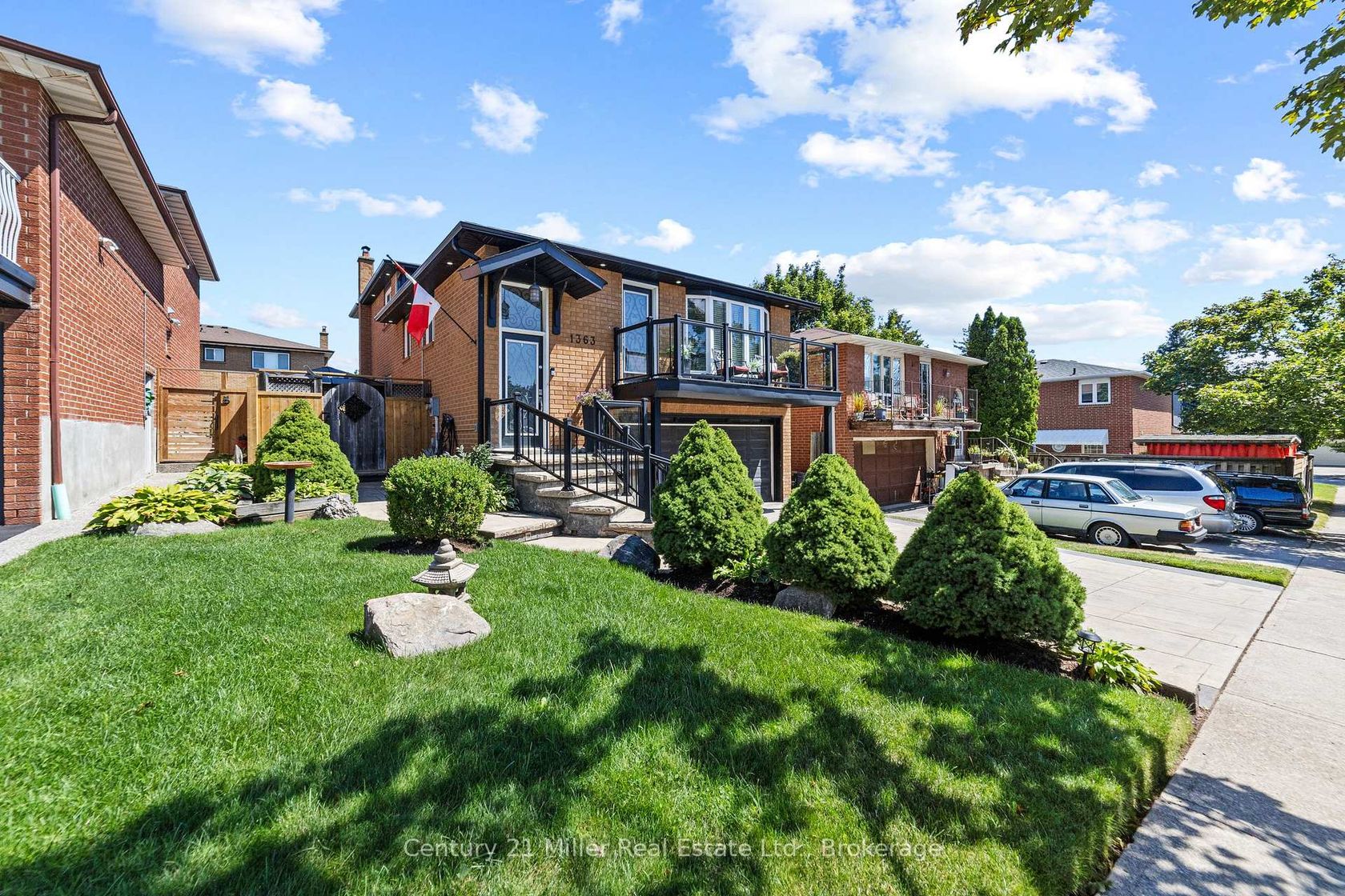 1363 Harmsworth Square, FA Falgarwood, Oakville 
