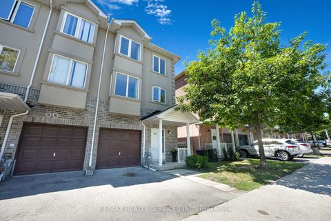 Photo 1 at 45 - 3059 Finch Avenue W, Humbermede, Toronto