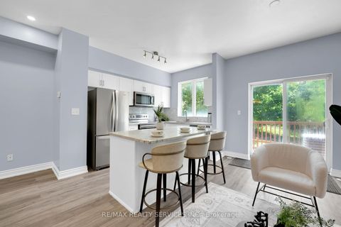 Photo 9 at 45 - 3059 Finch Avenue W, Humbermede, Toronto