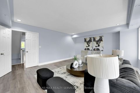 Photo 19 at 45 - 3059 Finch Avenue W, Humbermede, Toronto