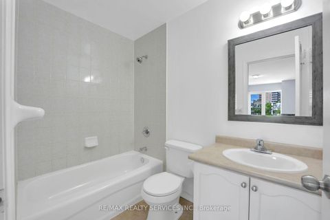 Photo 33 at 45 - 3059 Finch Avenue W, Humbermede, Toronto
