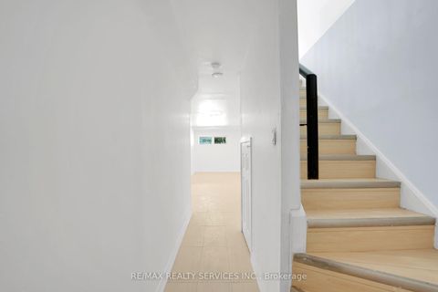 Photo 34 at 45 - 3059 Finch Avenue W, Humbermede, Toronto