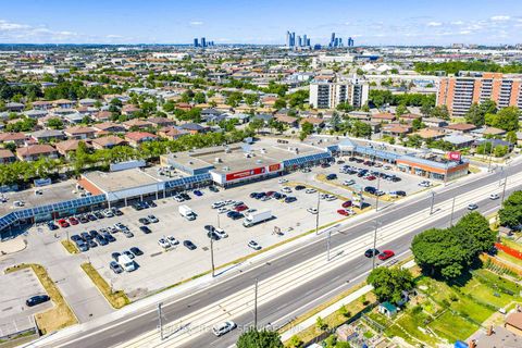 Photo 45 at 45 - 3059 Finch Avenue W, Humbermede, Toronto
