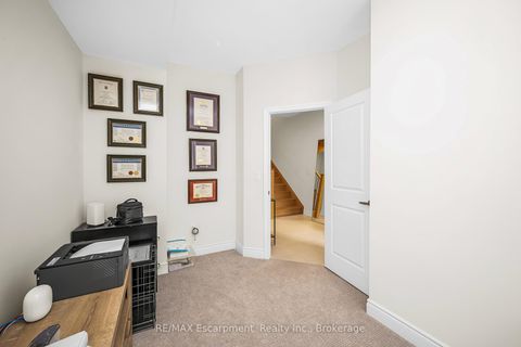 Photo 2 at 3401 Sixth Line, GO Glenorchy, Oakville
