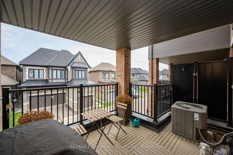 Photo 17 at 3401 Sixth Line, GO Glenorchy, Oakville