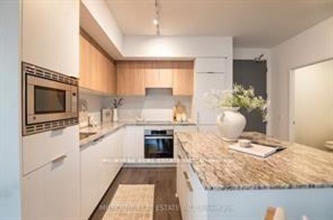 Photo 4 at TH 01 - 20 O'Neill Road, Don Mills, Toronto