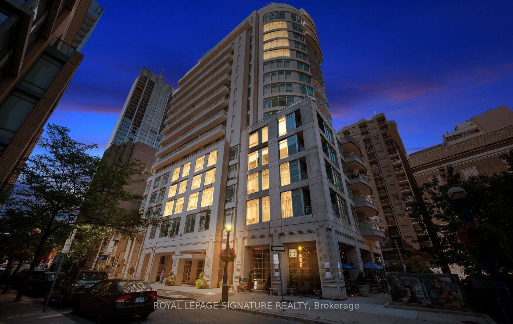 1405 - 8 Scollard Street, Annex, Toronto 