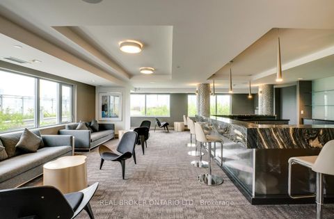 Photo 26 at 215 - 525 Adelaide Street W, Waterfront Communities C1, Toronto