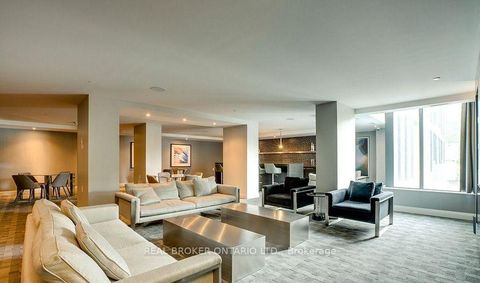 Photo 30 at 215 - 525 Adelaide Street W, Waterfront Communities C1, Toronto