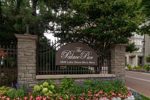 Photo 2 at 2410 - 2045 Lake Shore Boulevard W, Mimico, Toronto