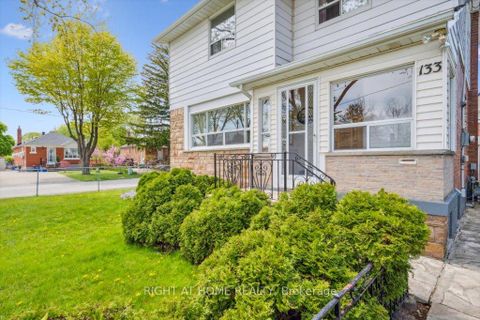 Photo 2 at 133 Prince Charles Drive, CO Central, Oakville