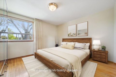 Photo 13 at 133 Prince Charles Drive, CO Central, Oakville