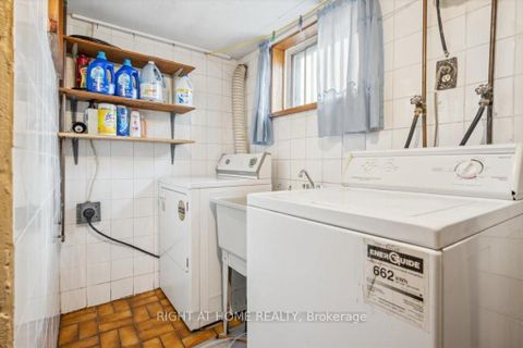 Photo 19 at 133 Prince Charles Drive, CO Central, Oakville