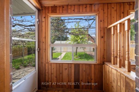 Photo 21 at 133 Prince Charles Drive, CO Central, Oakville