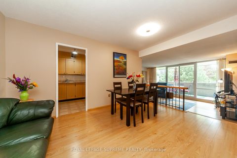Photo 10 at 205 - 270 Scarlett Road, Smythe, Toronto
