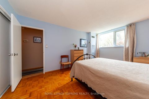 Photo 31 at 205 - 270 Scarlett Road, Smythe, Toronto