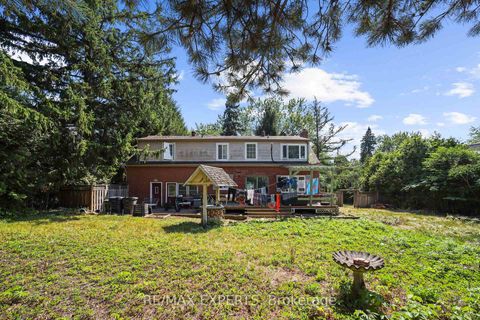 Photo 27 at 16 Bellehaven Crescent, Scarborough Village, Toronto