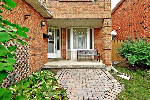 Photo 2 at 143 Spring Gate Boulevard, Yorkhill, Vaughan
