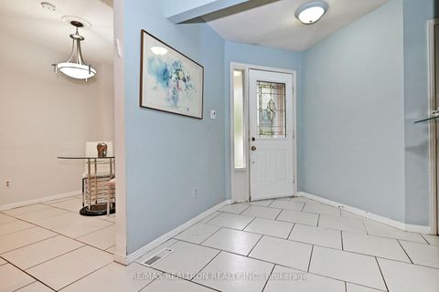 Photo 3 at 143 Spring Gate Boulevard, Yorkhill, Vaughan