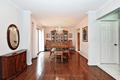 Photo 21 at 143 Spring Gate Boulevard, Yorkhill, Vaughan