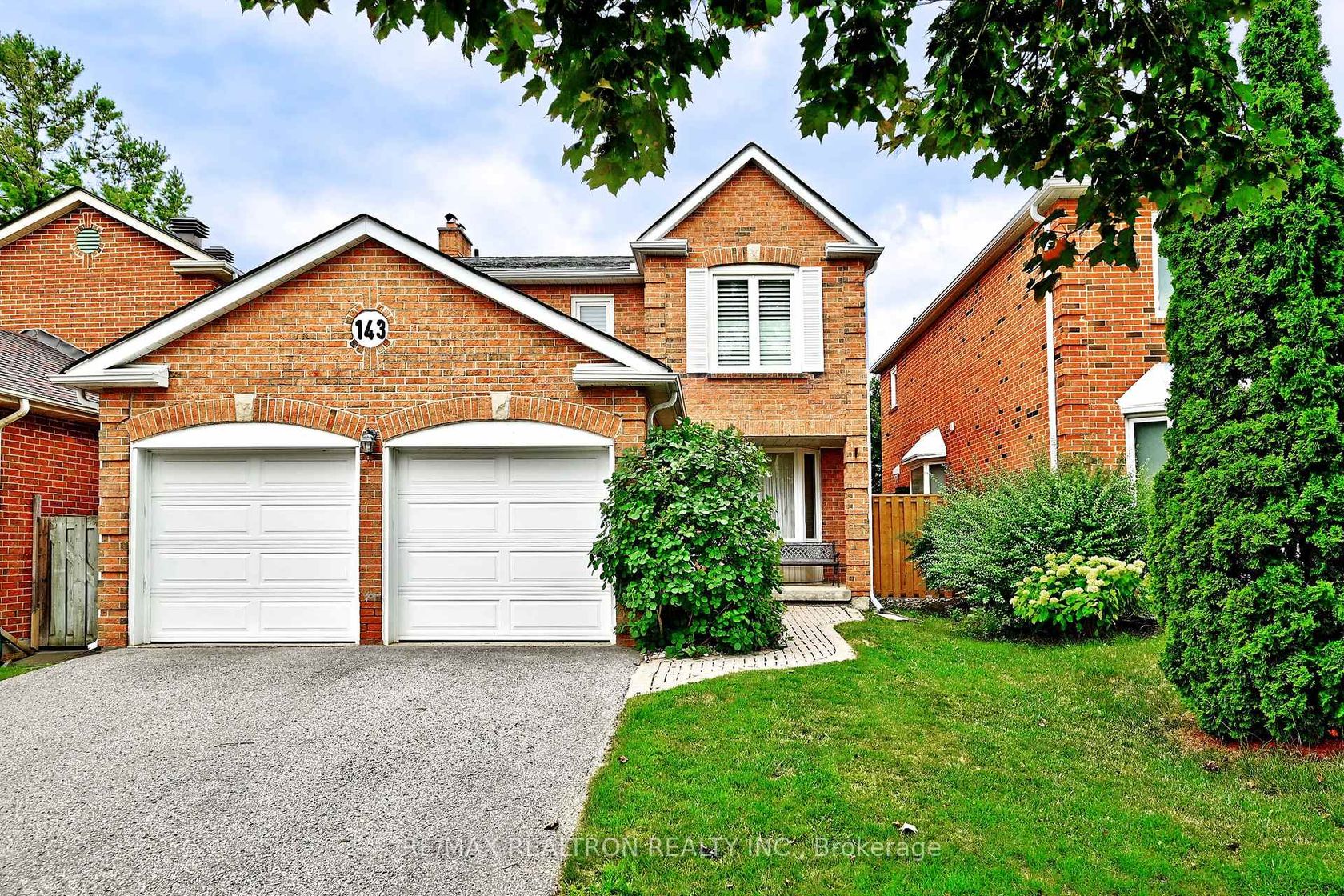 143 Spring Gate Boulevard, Yorkhill, Vaughan 
