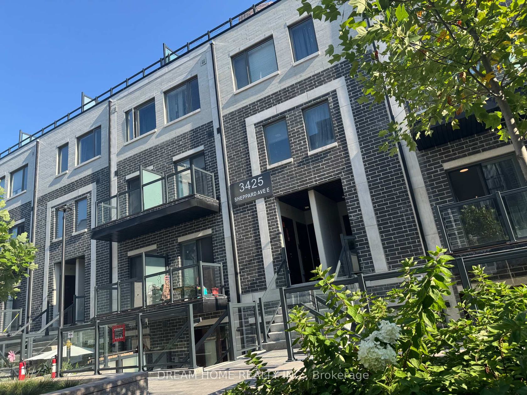 205 - 3425 Sheppard Avenue E, Sullivan, Toronto 