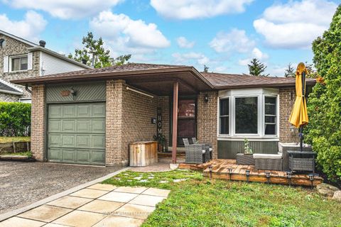 Photo 0 at 69 Fox Run, Letitia Heights, Barrie